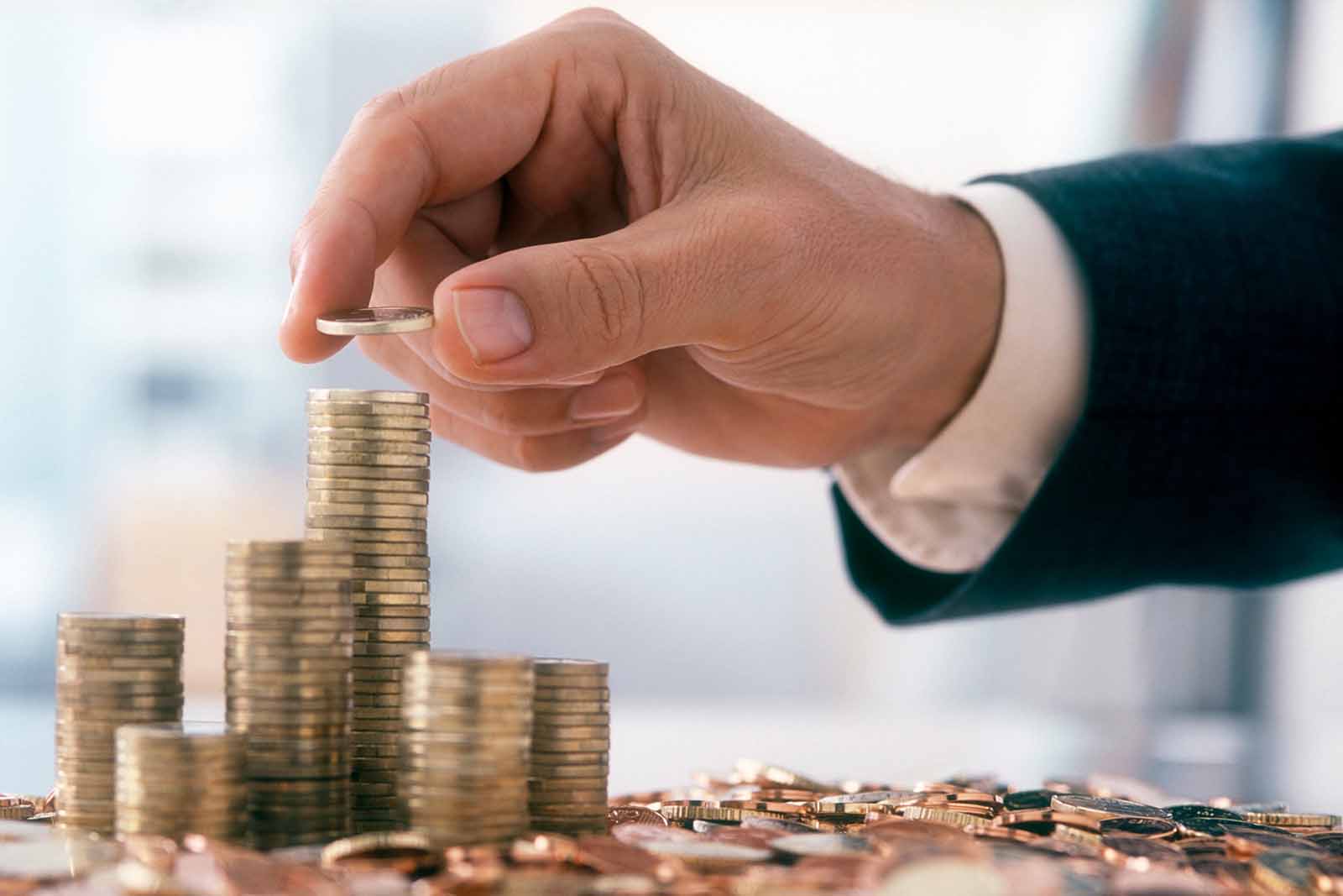 seguro ahorro empresas finanzas Hernández Martínez