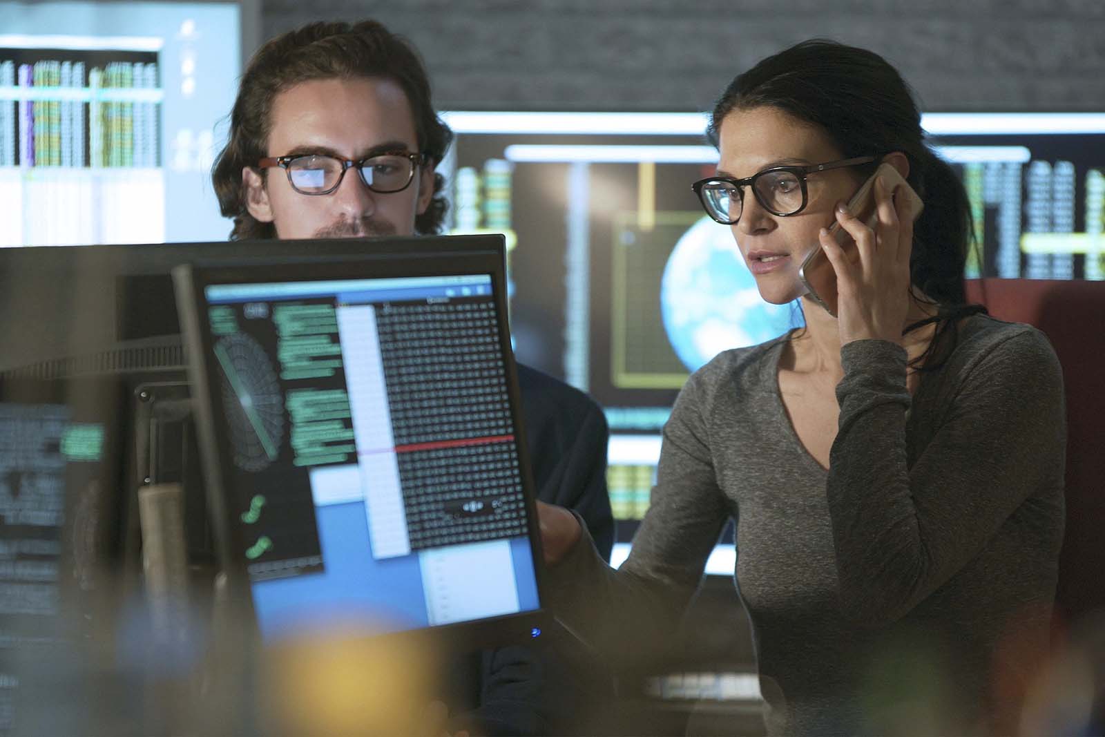 seguro ciber riesgo empresas finanzas Hernández Martínez