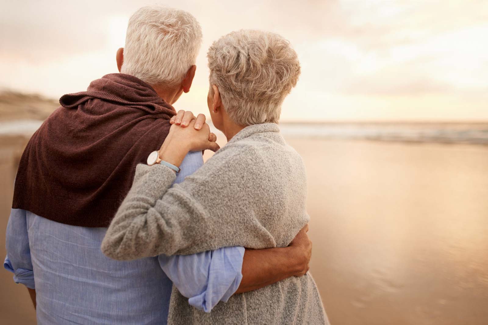 seguro decesos finanzas Hernández Martínez